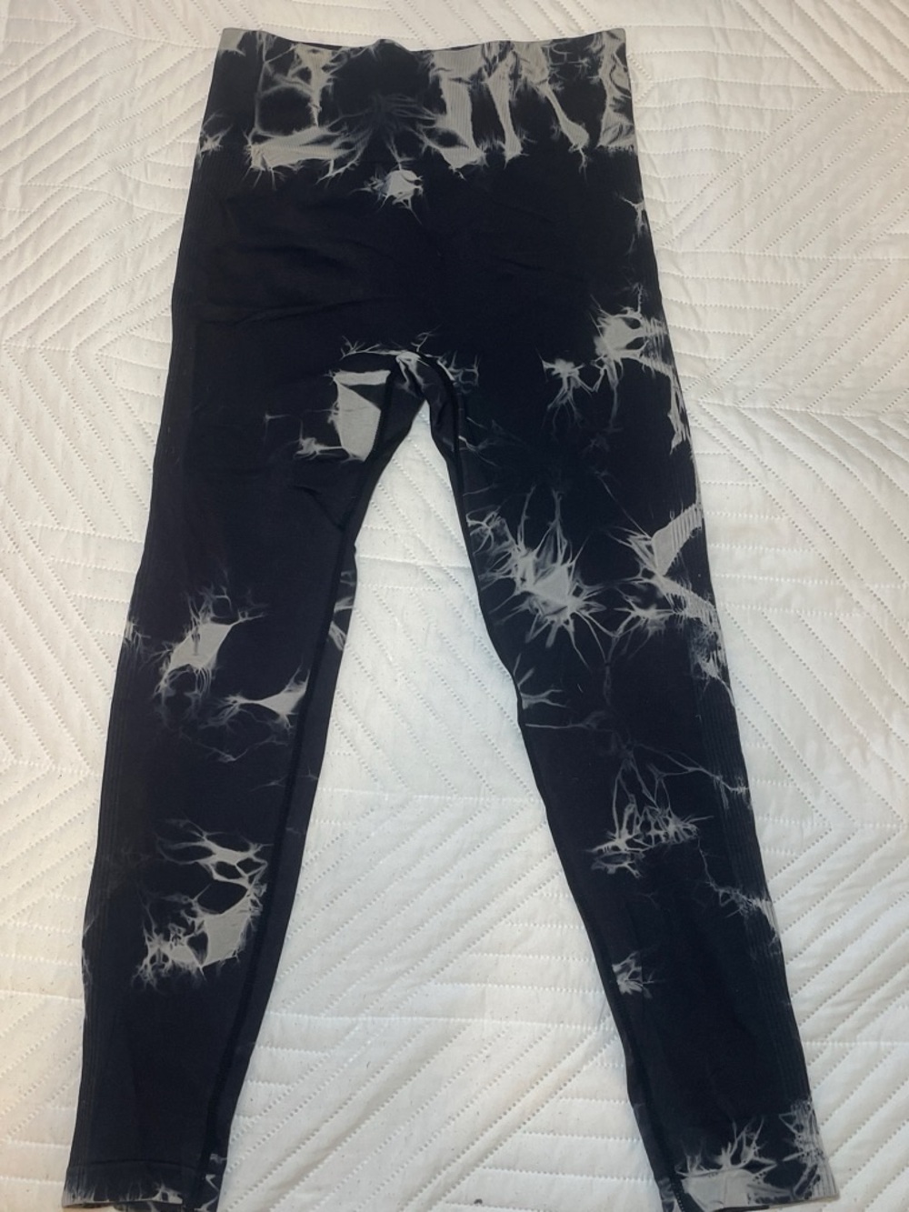 SHEIN Black Tie-Dye Leggings